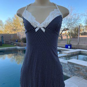 Intimates & Sleepwear